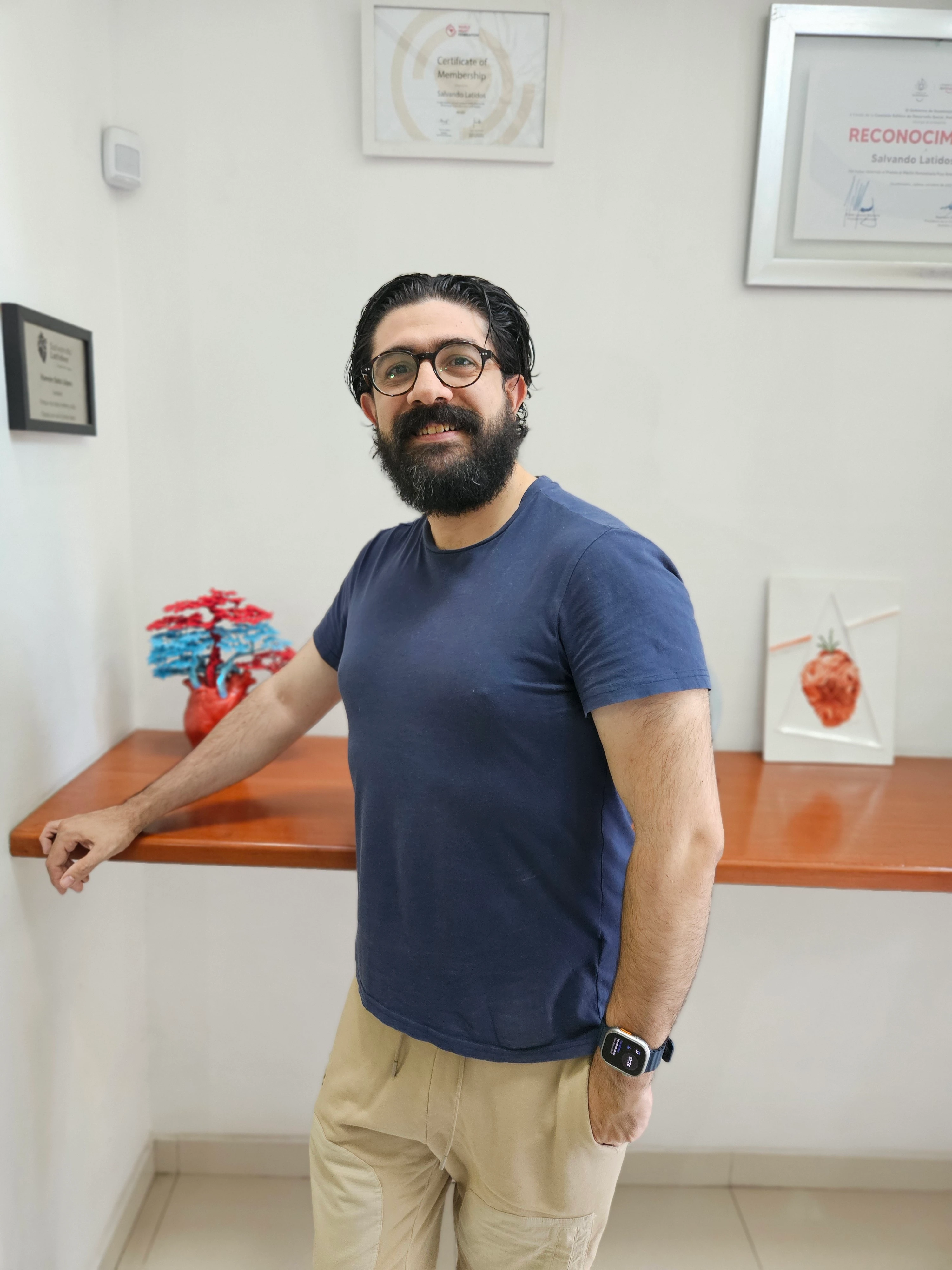 Dr. Hugo Radillo